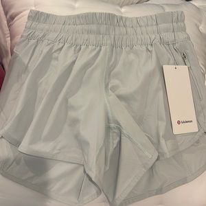 Lululemon tracker short 4 inch